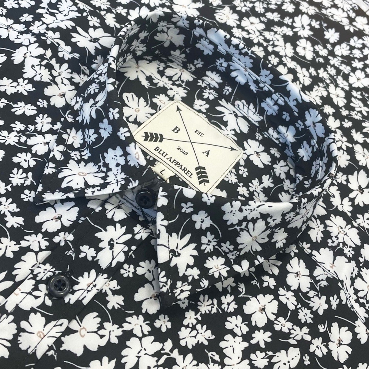 Men's Short Sleeve Hawaiian Shirt - Navy Floral